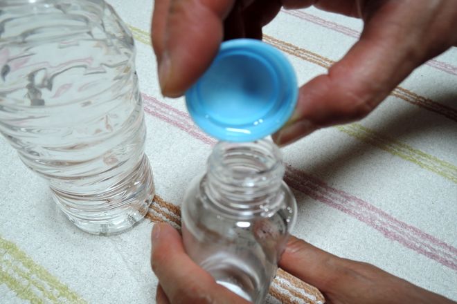 ミョウバンスプレーの作り方は簡単です。