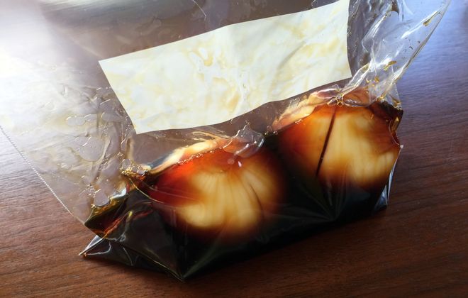 玉ねぎ丸ごと漬けの完成