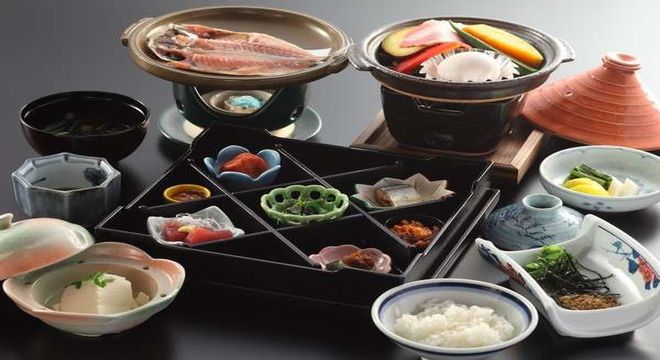 朝食