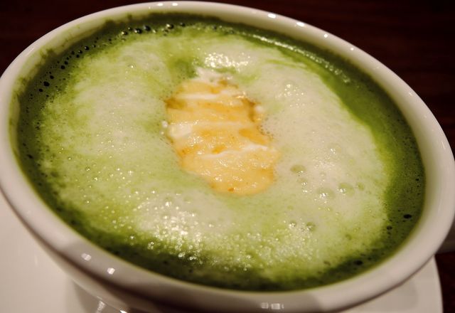 抹茶生姜ミルクの抹茶は丸宗の抹茶を使用